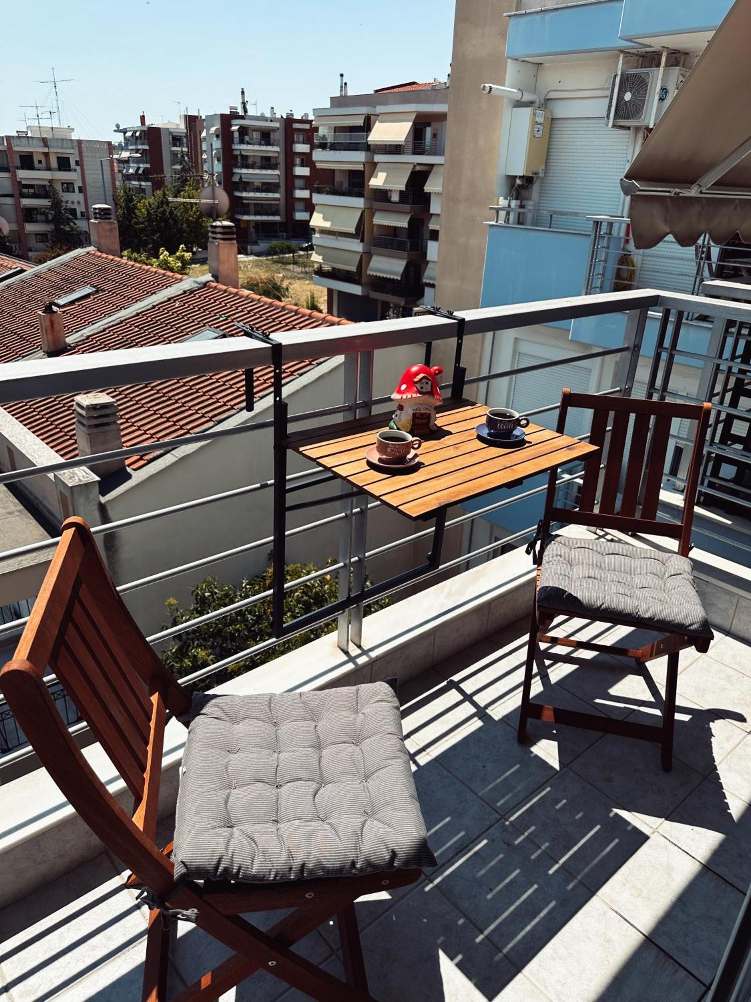 Homely Flat Near Airport Thessaloniki Exterior foto